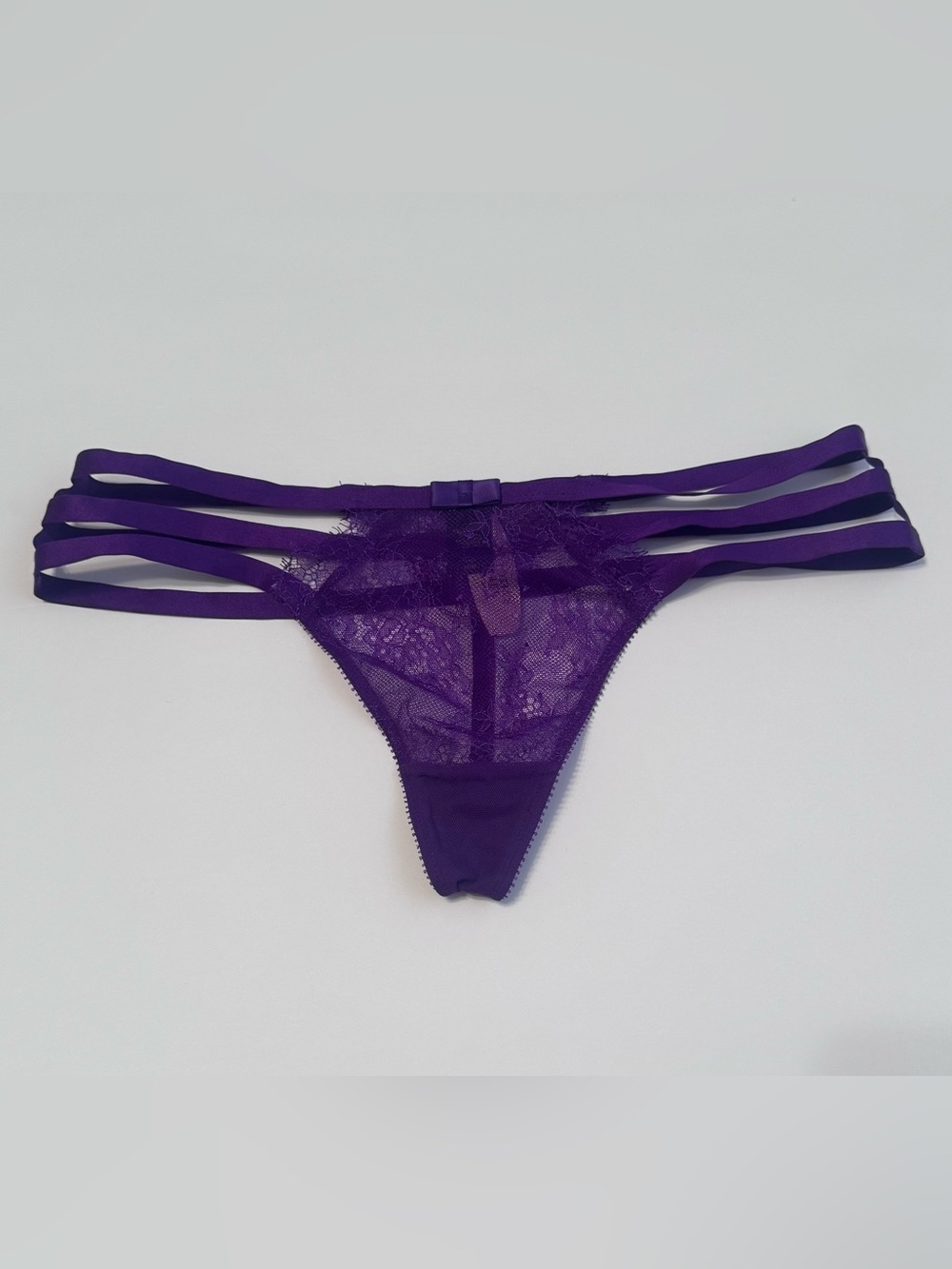Victoria’s Secret Vintage Purple Strappy Lace Thong Panty Size Medium
